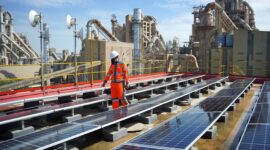 SobatBangun juga melakukan diversifikasi layanan dengan menyediakan pasokan solar panel untuk kebutuhan lingkup internal Pabrik SIG, sebagai pemanfaatan Energi Baru Terbarukan (EBT).