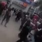 Penjarahan, dan penganiayaan terhadap pedagang Pasar Kutabumi oleh Ormas. (Instagram.com/@tangerang.terkini) 
