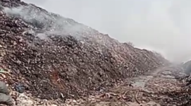 Kebakaran di Tempat Pembuangan Akhir (TPA) Jalupang. (Dok. BPBD Kabupaten Karawang)
