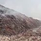 Kebakaran di Tempat Pembuangan Akhir (TPA) Jalupang. (Dok. BPBD Kabupaten Karawang)