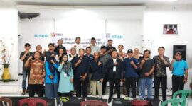 Farid Hanapi, Ketua Panwascam Cibatu, saat bimtek pengawasan logistik pemilu 2024, di Aula Desa Karyamekar, Minggu 03/12/2023 (foto : Istimewa)