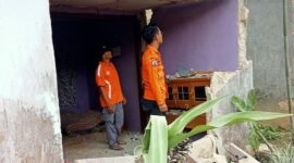 Gempabumi berkekuatan magnitudo (M) 4.0 yang berpusat di 6.73 LS dan 106.61 BT atau 25 kilometer (km) sebelah barat daya Kota Bogor pada kedalaman 5 km. (Facebook.com/@Badan Nasional Penanggulangan Bencana)