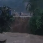 Tim gabungan melakukan evakuasi dan monitoring di lokasi terdampak banjir Kabupaten Karawang. (Dok. BPBD Karawang)