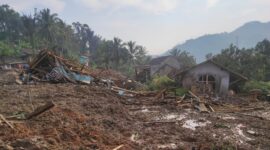 Kondisi wilayah terdampak banjir bandang dan tanah longsor di Kampung Gintung, Desa Cibenda, Kecamatan Cipongkor, Kabupaten Bandung Barat. (Dok. BPBD Kabupaten Bandung Barat)