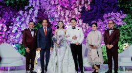Presiden Joko Widodo (Jokowi) menghadiri pernikahan pasangan penyanyi Tanah Air Rizky Febian dan Mahalini Raharja. (Instagram.com/@rizkyfbian)