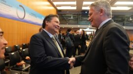 Menteri Koordinator Bidang Perekonomian Airlangga Hartarto mengikuti beberapa sesi utama Pertemuan Tingkat Menteri Organisation for Economic Co-operation and Development (PTM OECD) yang diselenggarakan pada 2-3 Mei 2024 di Paris, Prancis. (Dok. Ekon.go.id)
