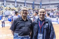 Foto : Walikota Bandung, Muhammad Farhan, menyaksikan langsung laga playoffs IBL 2025 di C-Tra Arena.