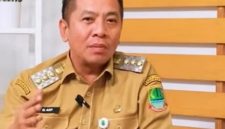 Bupati Karawang H. Aep Syaepuloh SE